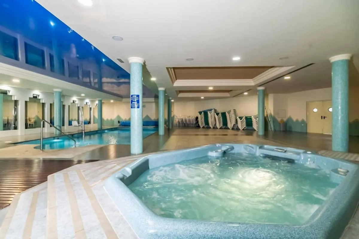 123- Ideal Apartment With Views, Pool, Sauna And Gym 베날마데나코스타