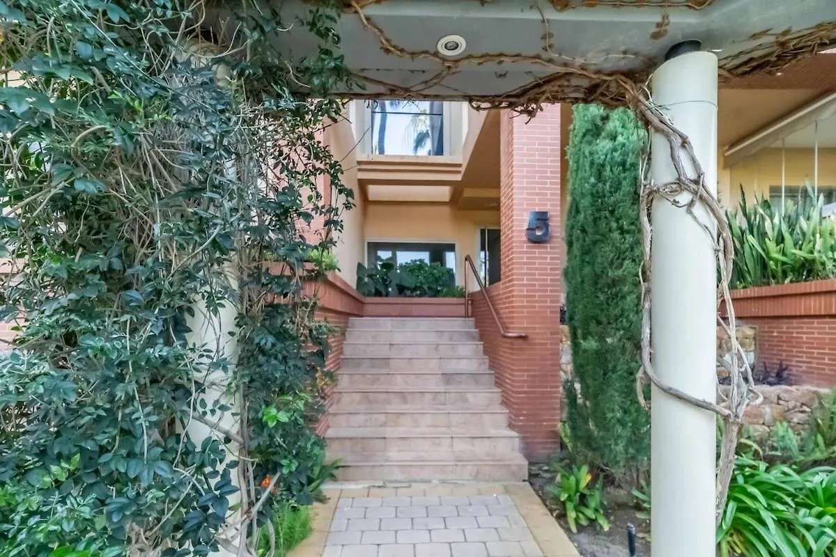 123- Ideal Apartment With Views, Pool, Sauna And Gym 베날마데나코스타