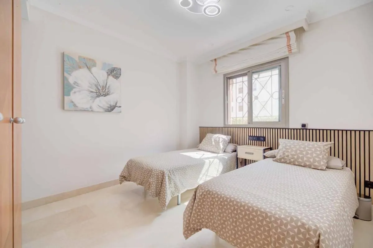 123- Ideal Apartment With Views, Pool, Sauna And Gym Benalmádena