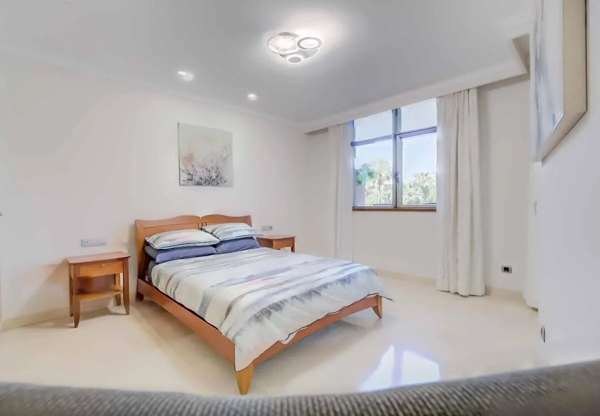 123- Ideal Apartment With Views, Pool, Sauna And Gym Benalmádena