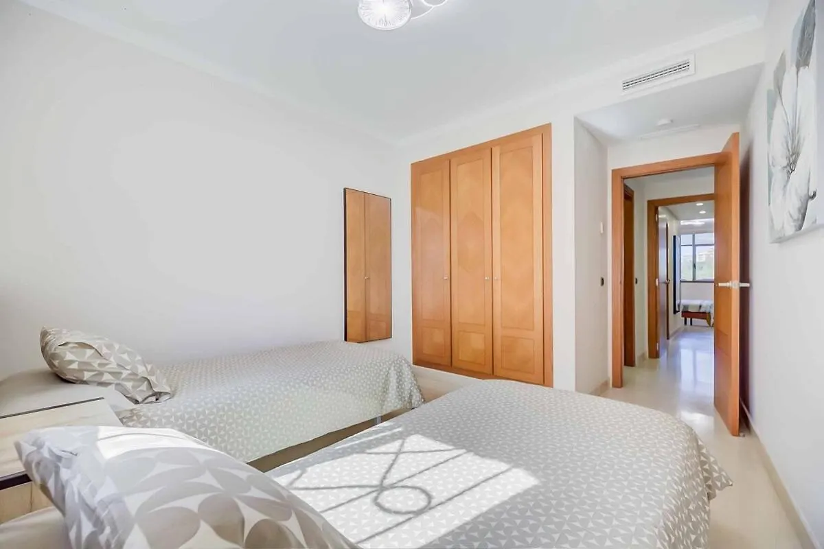 123- Ideal Apartment With Views, Pool, Sauna And Gym Benalmádena Spanien
