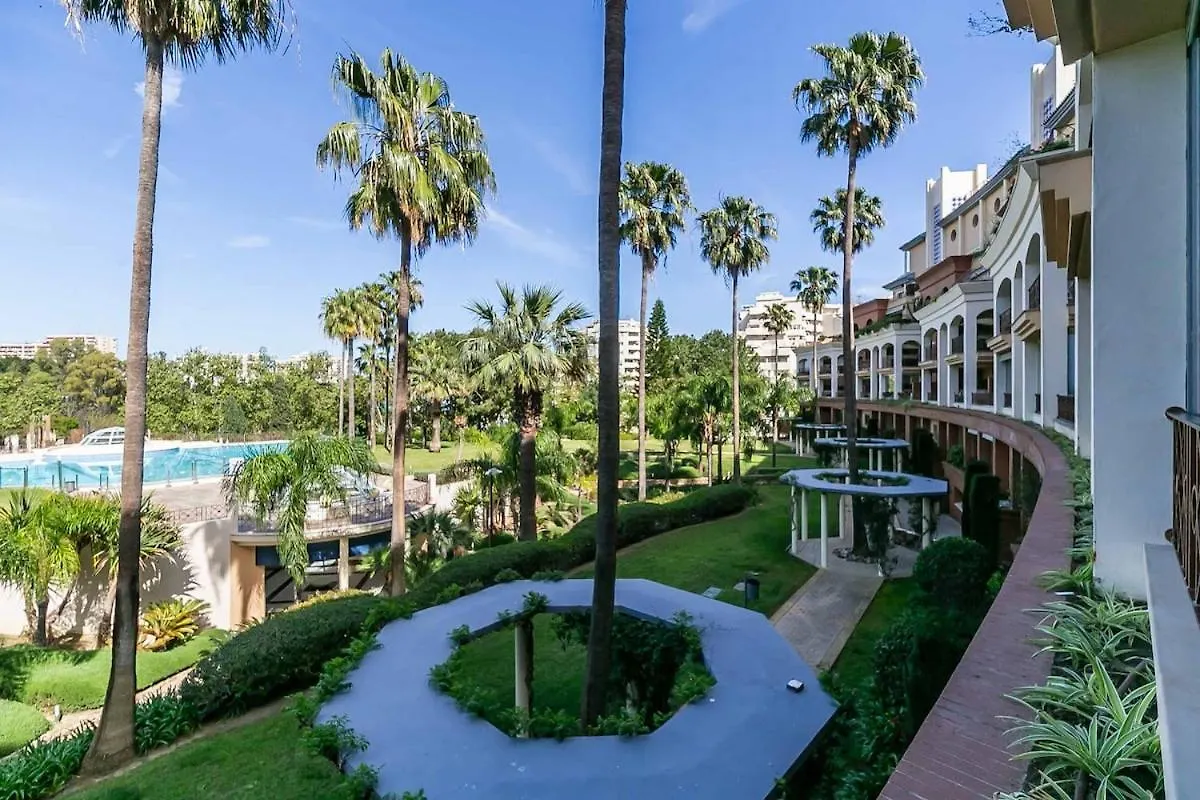 123- Ideal Apartment With Views, Pool, Sauna And Gym 베날마데나코스타